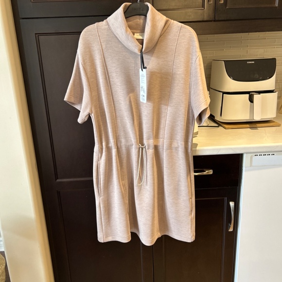 Varley Sophie Dress - size S - Picture 3 of 3